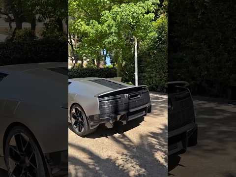 AUDI N U V O L A R I