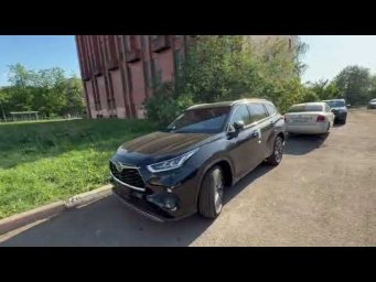 Получили VW Terramont pro и Toyota Highlander