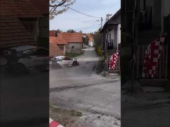 Too fast for this street... 