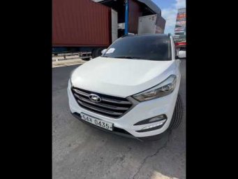 Hyundai Tucson 2.0 crdi 2wd " Modern + "
