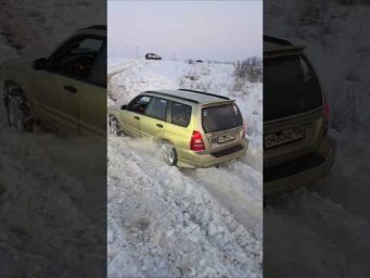 SUBARU против НИВЫ СПОРТ по СНЕГУ #автоврн #ниватревел #нивалегенд #оффроад #субару #wrxsti #impreza