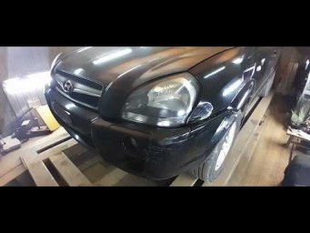 Hyundai Tucson ,неприятный удар в крыло