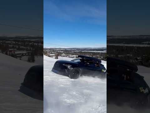 AUDI RS6 C7 vs RS6 C8 