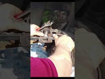 Как свести тормозной цилиндр без специнструмента &mdash; простой способ #своимирука