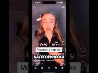 Дом в Сочи с бассейном и видом на горы.