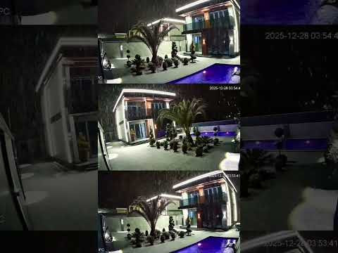 Современный дом в коттеджном посёлке с полным набором центральных коммуникаций и видом на горы. Современный дом в коттеджном посёлке с полным набором центральных коммуникаций и видом на горы.