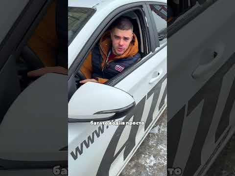 Як швидко розморозити скло та прогріти салон?