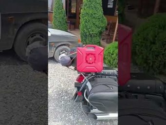 Хорошие люди помогли с багажником двигаемся дальше в Дербент.
