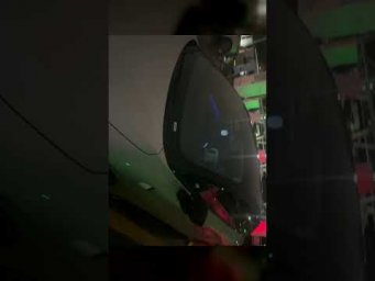 Зарядка электромобиля под дождем: выглядит круто, но не кайф