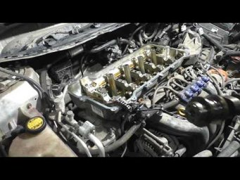 Замена маслосъемных колпачков 2ZRFAE на Toyota Avensis 1,8 Тойота Авенсис 2010 2часть
