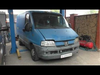 Поломало распредвал замена двигателя на Peugeot Boxer 2 2,2 дизель Пежо Боксер 2 2002 года 1часть
