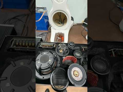 Продолжаем SQ эксперименты, кто спрашивал про домашку? Recoil SAM365! #r2v #subwoofer #automobile Продолжаем SQ эксперименты, кто спрашивал про домашку? Recoil SAM365! #r2v #subwoofer #automobile