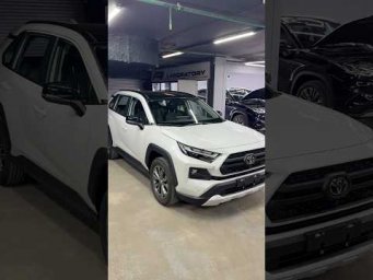 Новые Toyota RAV4 &mdash; классика в наличии. #авто #автомобили #машины #кроссовер #автообзор