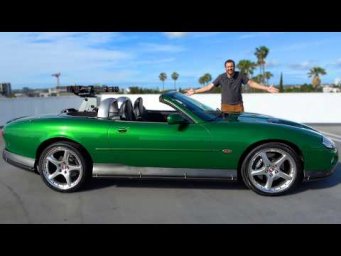 Этот Jaguar XKR, это безумная машина-герой из фильма про Джеймса Бонда
