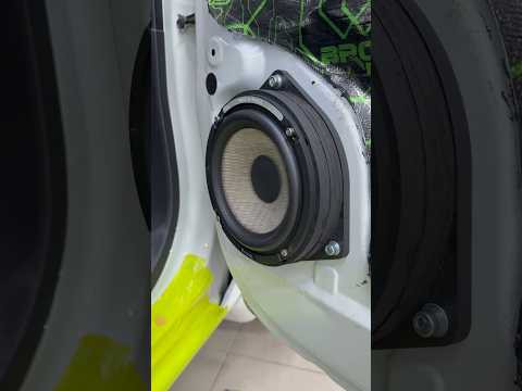 Аудиосистема за 300 тыс. рублей #automobile #music #sound #subwoofer #авто #музыка #автозвук #bass Аудиосистема за 300 тыс. рублей #automobile #music #sound #subwoofer #авто #музыка #автозвук #bass